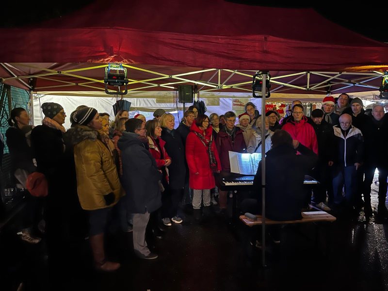 Weihnachtsmarkt im Regen